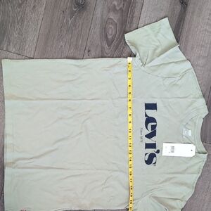Levi's Sage Green Tee with Navy Logo